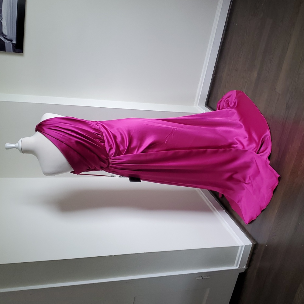 NWT Mac Duggal Gathered One Shoulder Satin Faux Wrap Gown sz 10 - Picture 4 of 11